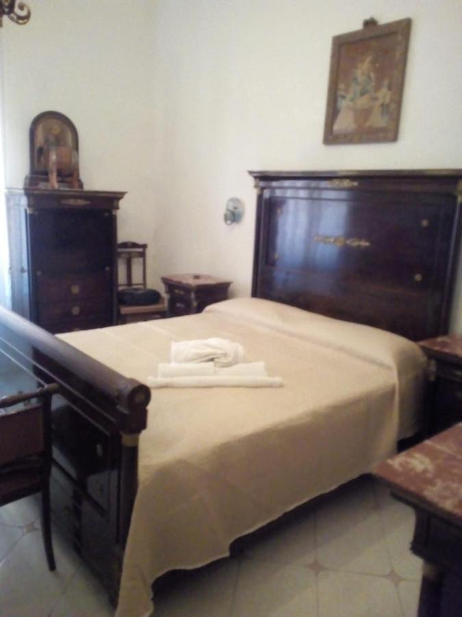 Gran Relais De Charme A.Rosbenmar Bed & Breakfast เนเปิลส์ ภายนอก รูปภาพ